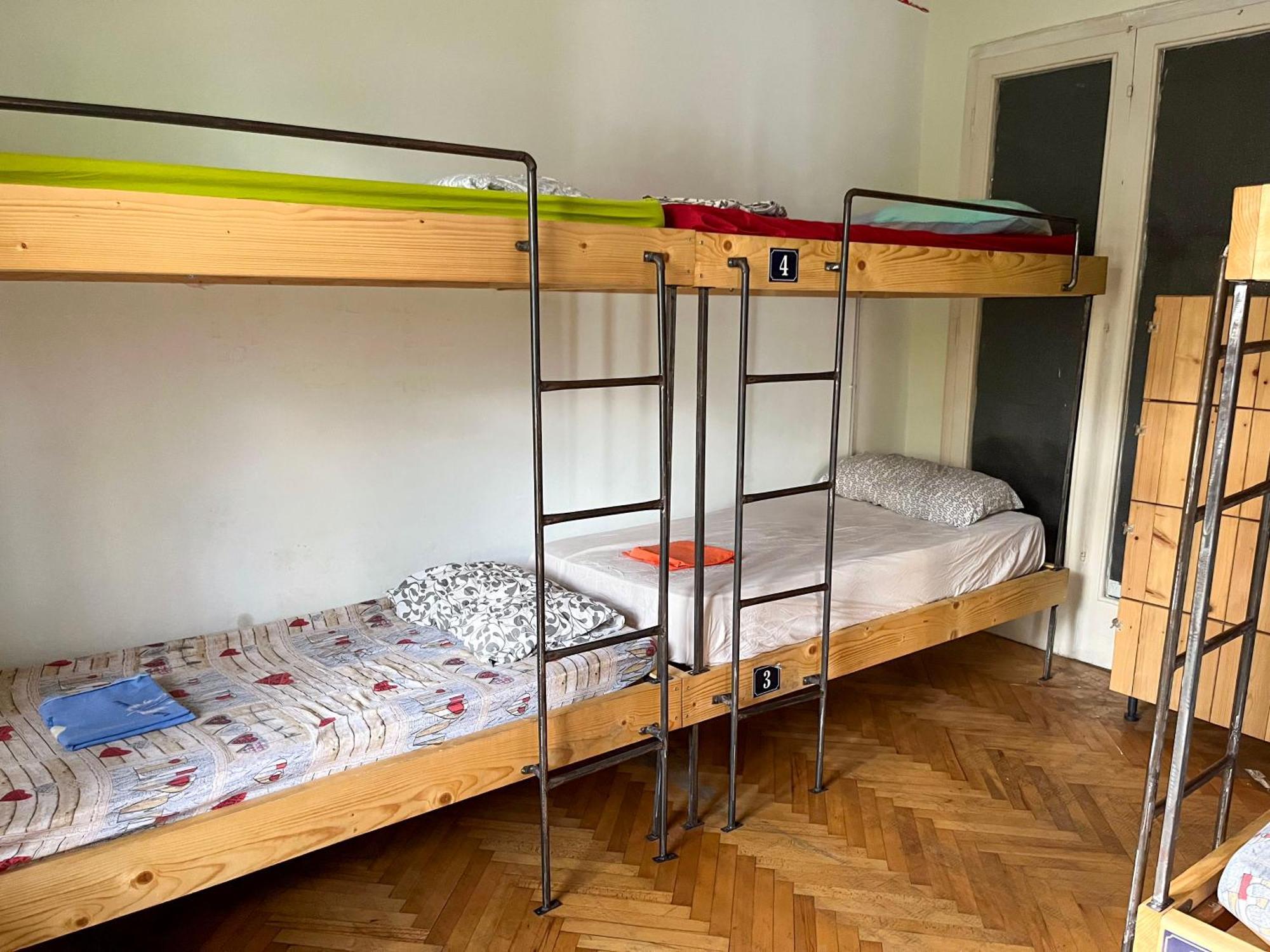 Milingona City Center Hostel Tirana Zewnętrze zdjęcie