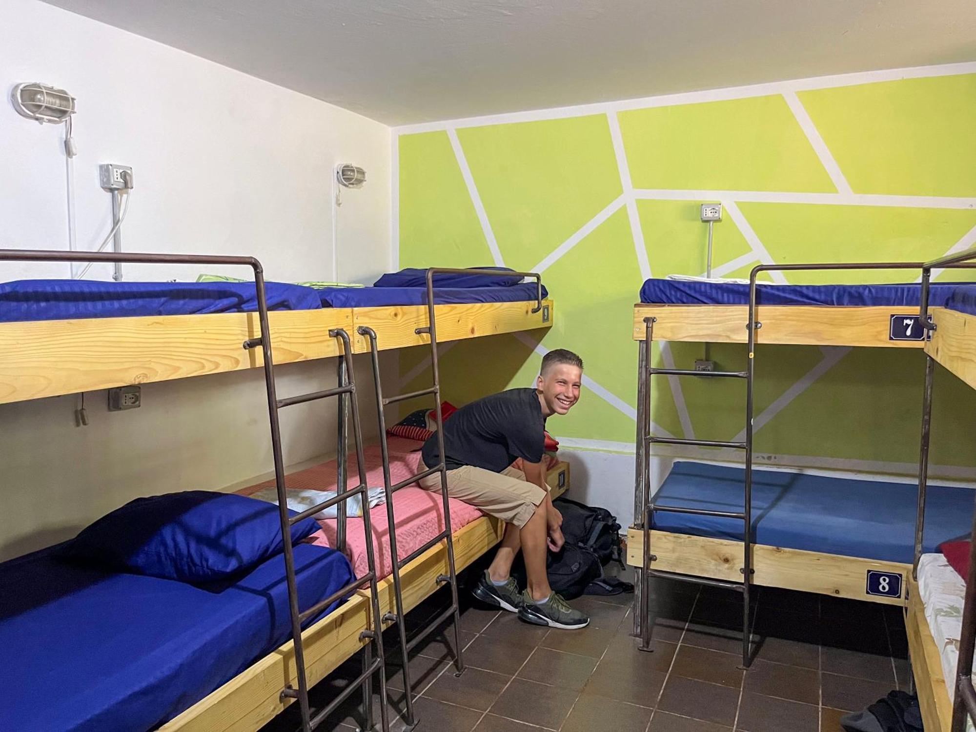 Milingona City Center Hostel Tirana Zewnętrze zdjęcie